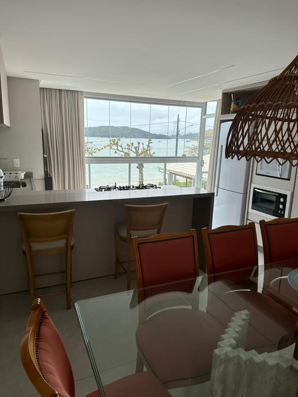 Frente Mar Na Baia De Apartment *